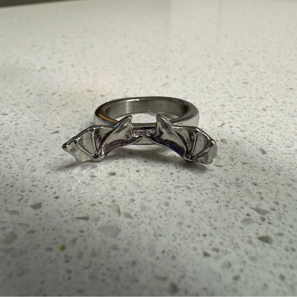 Hard Jewelry Deathwing Ring, Size 8